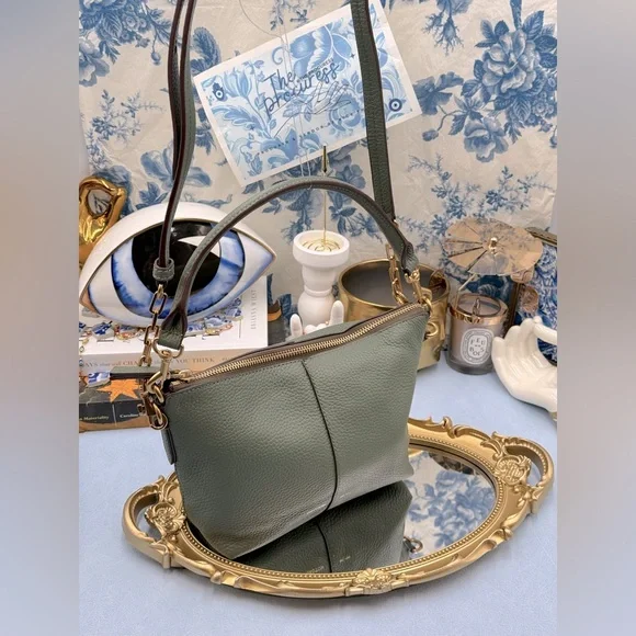 🆕 OROTON 🧿 NWOT Lily Zip Top Leather Crossbody, Olive - Picture 2 of 16